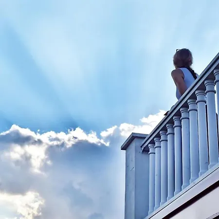 Domillion 3bdr Rooftop Terrace Ac P369