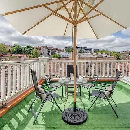 Domillion 3bdr Rooftop Terrace Ac P369 *