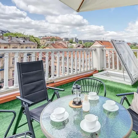 Domillion 3bdr Rooftop Terrace Ac P369 *